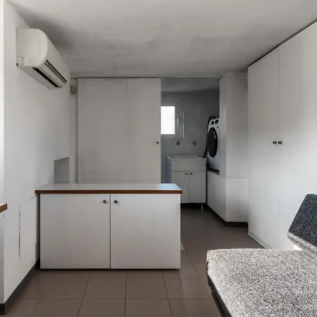 Spacious Liberty - Floor * Milan